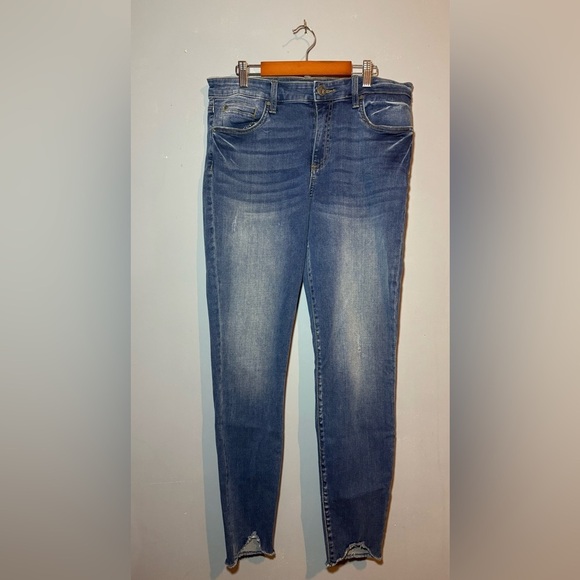Kut from the Kloth “Connie” Blue Skinny Jeans. Size 10 - Picture 1 of 7